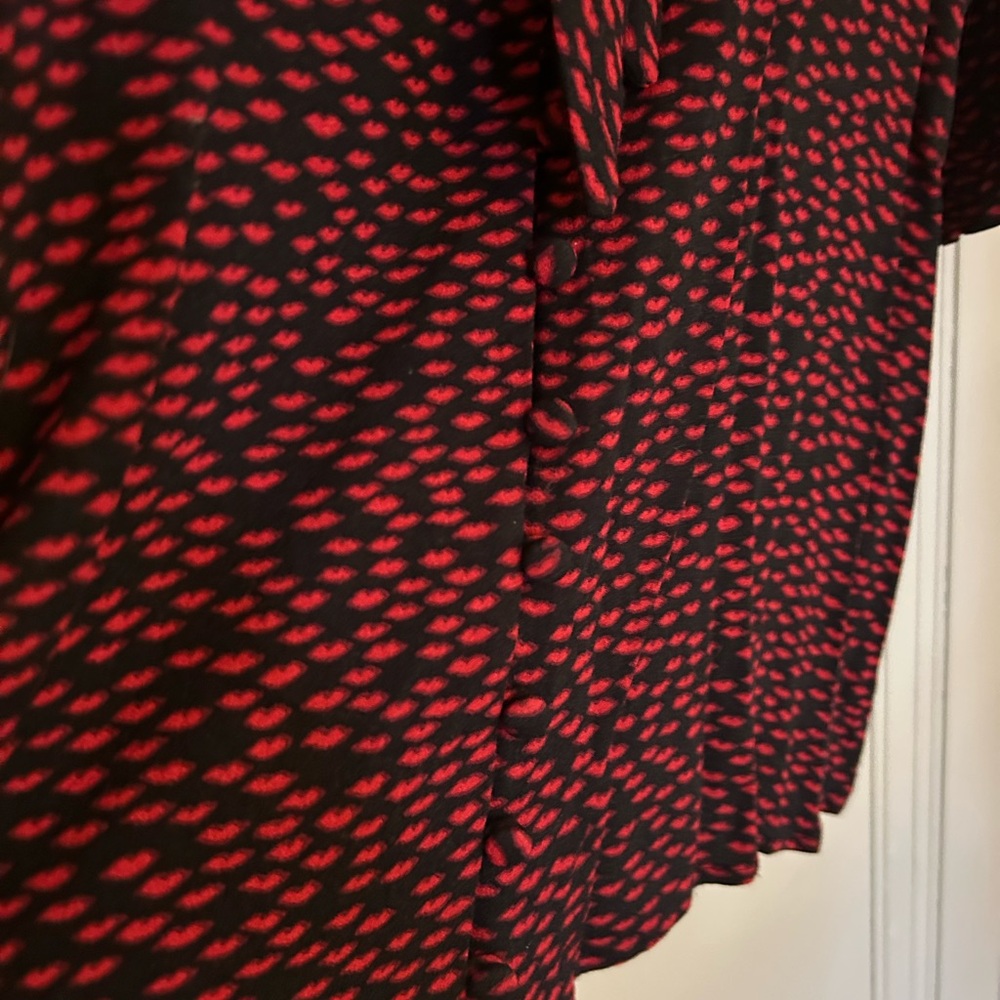 Reformation Patterned Tie Top - Picture 8 of 10